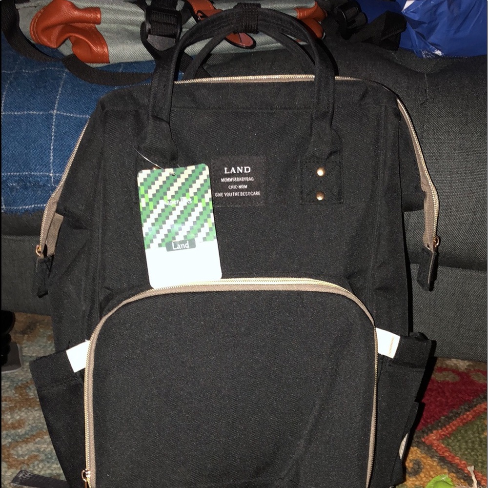 Land mommy and baby bag